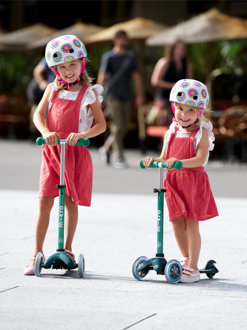 Trottinettes 3 roues Micro-Mobility pour les enfants dès 5 ans - Micro  Mobility