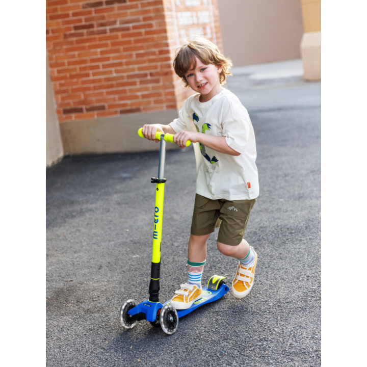 Trottinette enfant Maxi Micro Deluxe pliable Néon Jaune Canari LED